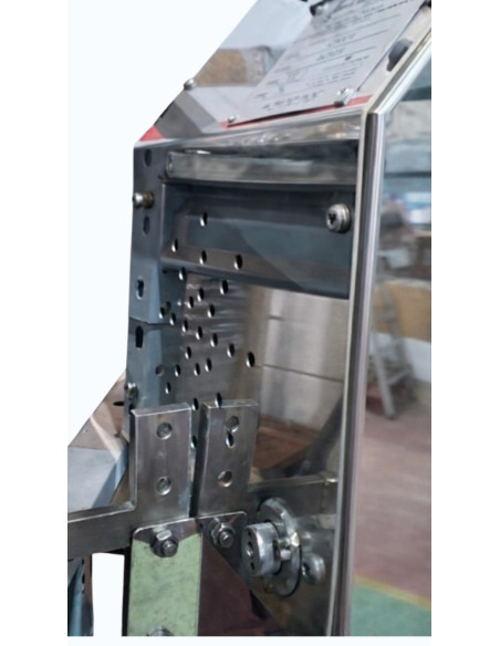 Dosificadora Automática para colgar con cortador